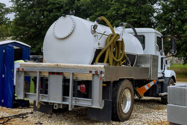 Portable Toilet Options We Offer in Natalia, TX